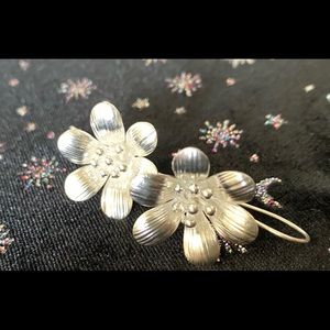 Silver Flower Earrings